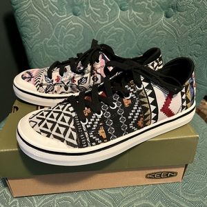ELSA IV KEEN PATCHWORK SNEAKER